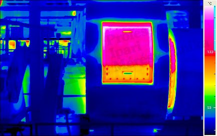 2011/05: Basics of building thermography, measurement conditions - Effect of reflection (source: PIM)