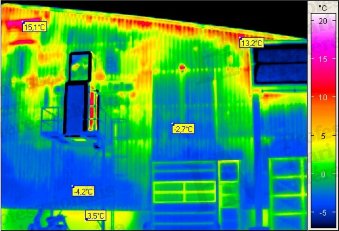Theory of building thermography, evaluation software - Thermographic survey of an industrial hall (source: PIM)